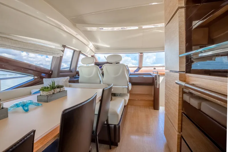 Slide: The Image of Azimut Flybridge Evolution 2012 - 81