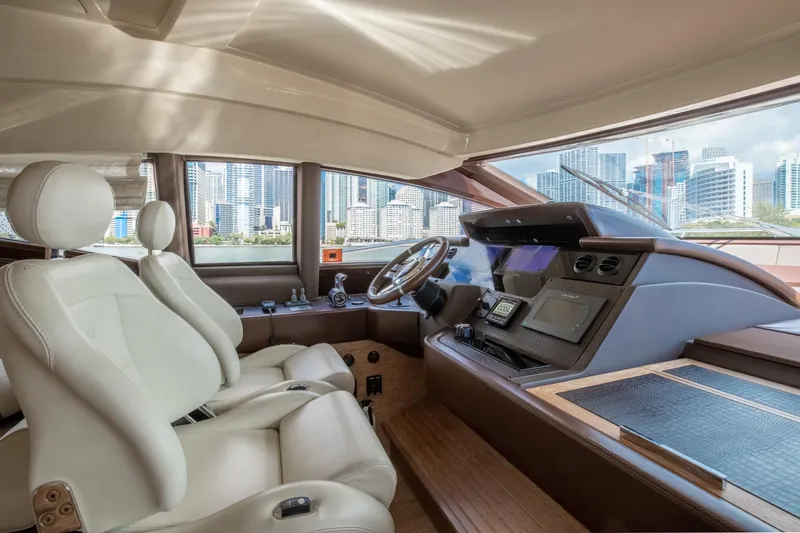 Slide: The Image of Azimut Flybridge Evolution 2012 - 89