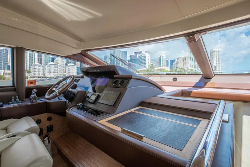 Slide: The Image of Azimut Flybridge Evolution 2012 - 91