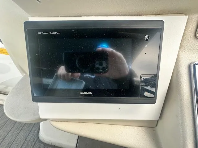 Slide: The Image of Cruisers Yachts 3375 1997 - 18