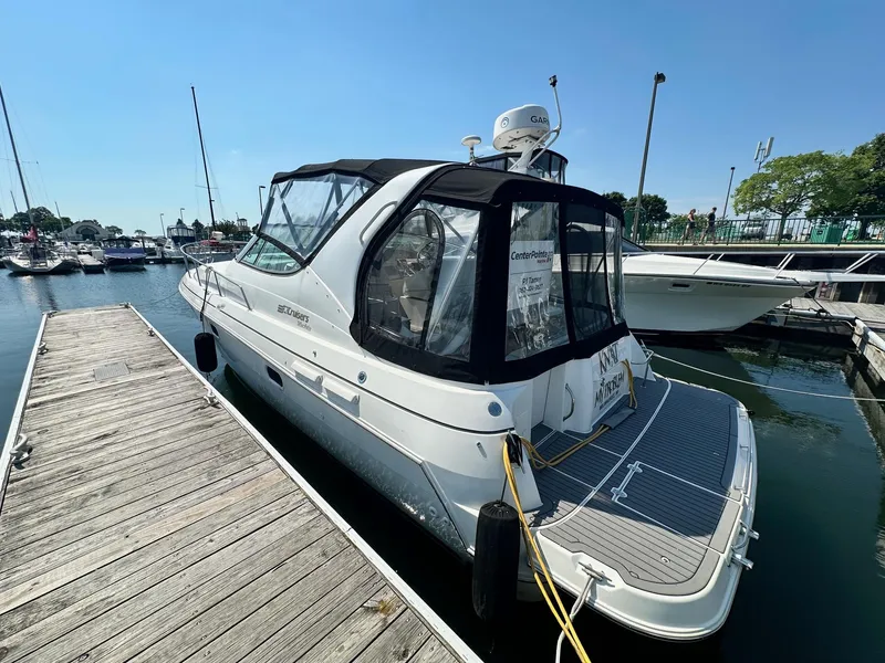 Slide: The Image of Cruisers Yachts 3375 1997 - 2