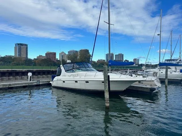 Slide: The Image of Cruisers Yachts 3375 1997 - 3