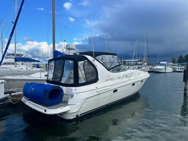 Slide: The Image of Cruisers Yachts 3375 1997 - 5