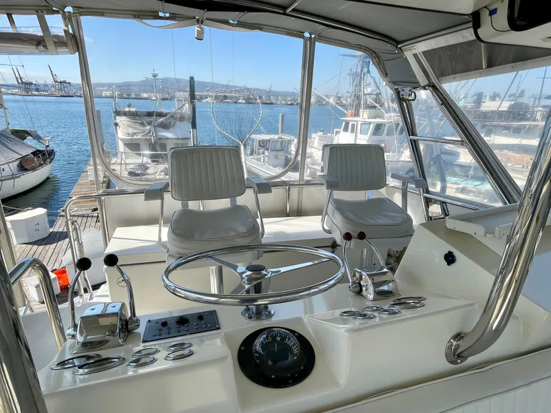 Slide: The Image of Flybridge looking Aft - 11
