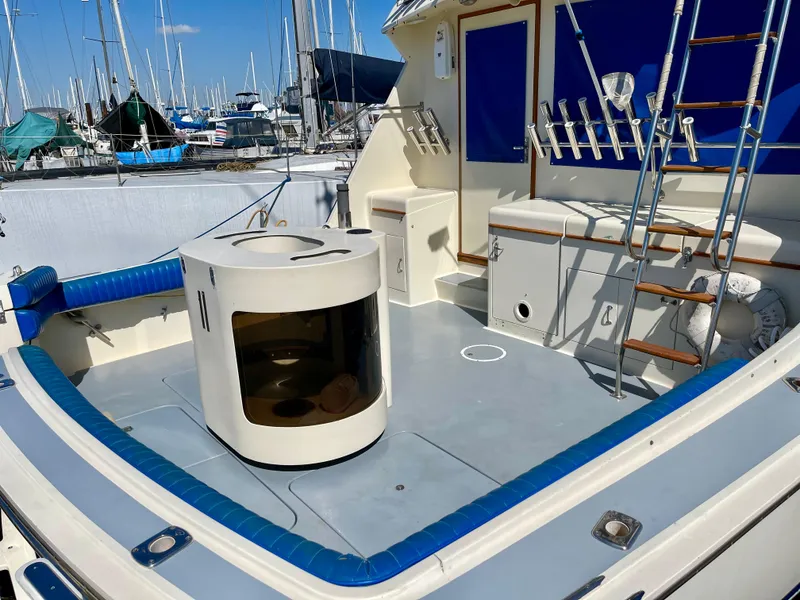 Slide: The Image of Cockpit from Starboard - 4