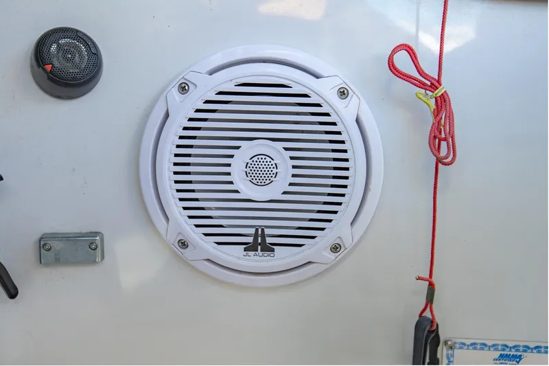 Slide: The Image of White JL Audio speaker on 2006 Crownline 270 BR boat. - 35