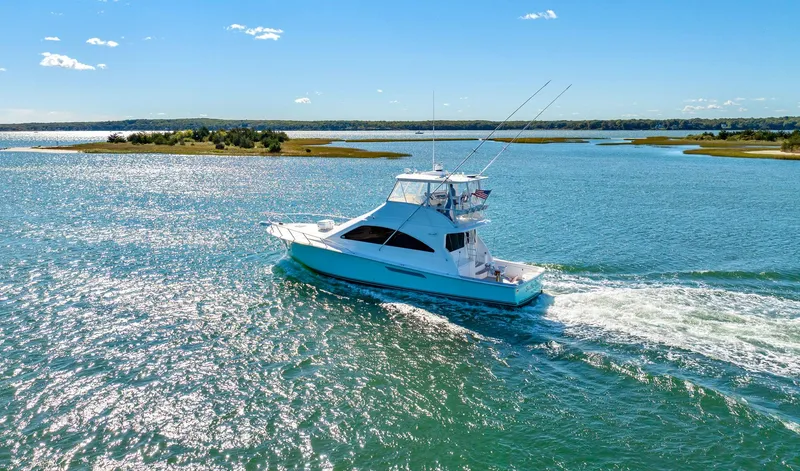 Slide: The Image of 2005 Ocean Yachts 50 Super Sport cruising on a sunny day. - 17