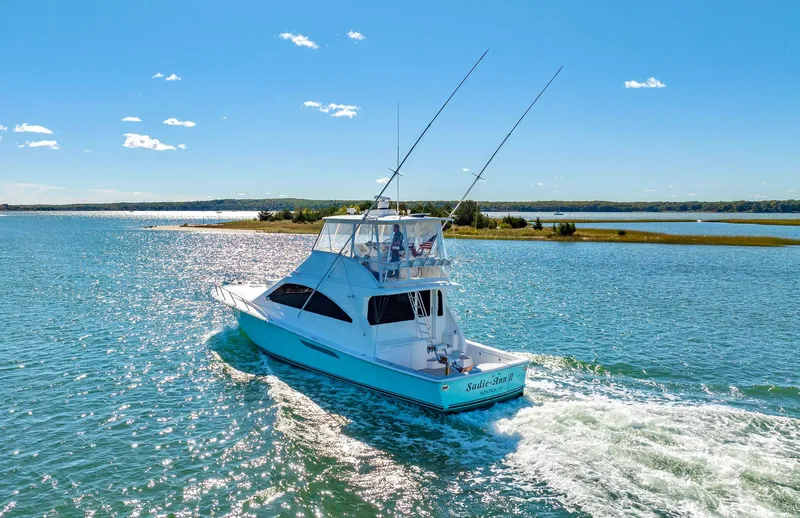 Slide: The Image of 2005 Ocean Yachts 50 Super Sport cruising on a sunny day. - 18