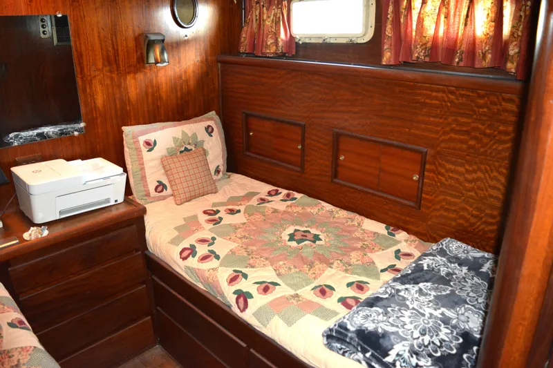Slide: The Image of Guest Cabin 3 - 46