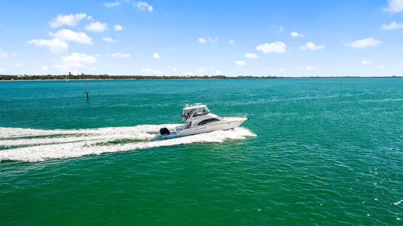 Slide: The Image of Sea Ray 52 Sedan Bridge 2007 - 59