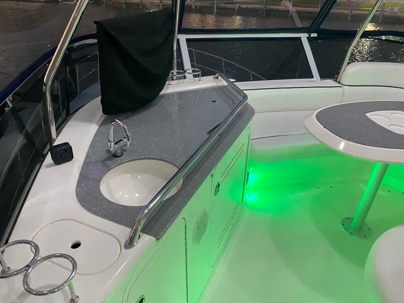 Slide: The Image of Sea Ray 52 Sedan Bridge 2007 - 73