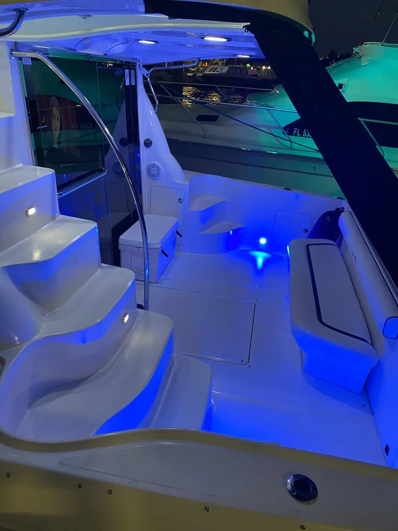 Slide: The Image of Sea Ray 52 Sedan Bridge 2007 - 79