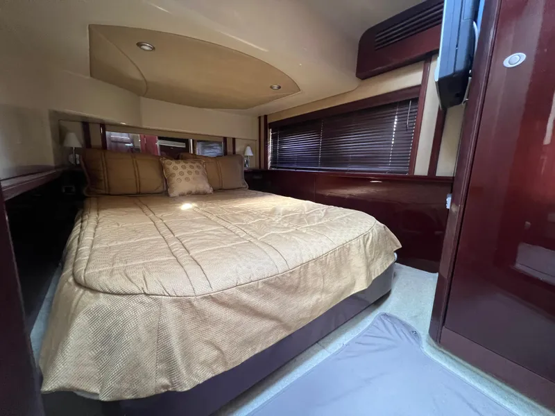 Slide: The Image of Sea Ray 52 Sedan Bridge 2007 - 52