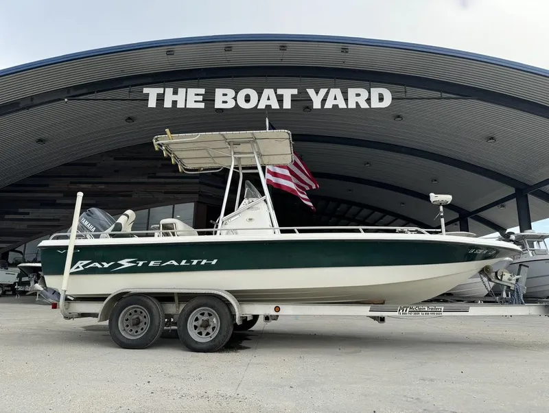 Slide: The Image of 2001 Bay Stealth VIP 2230 boat on trailer at The Boat Yard. - 14