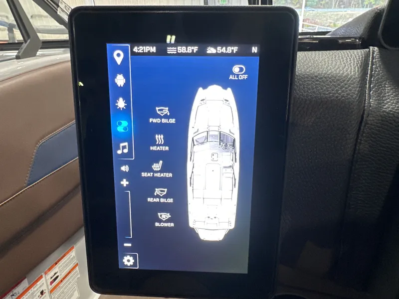 Slide: The Image of Malibu Wakesetter 24 MXZ 2025 - 22