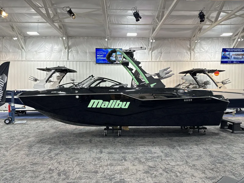 The Image of Malibu M230 2025 - 1