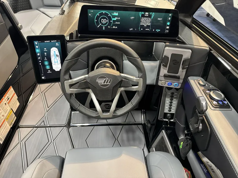 Slide: The Image of Malibu M230 2025 - 12