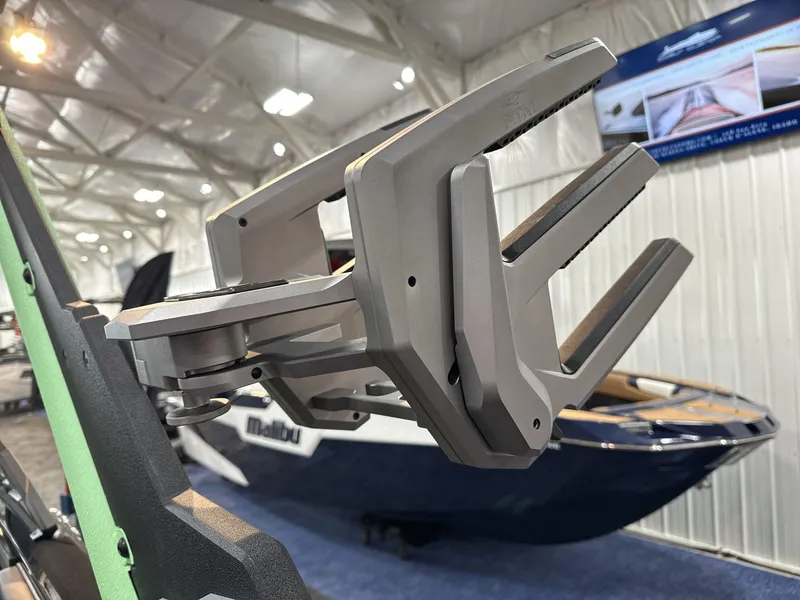 Slide: The Image of Malibu M230 2025 - 17