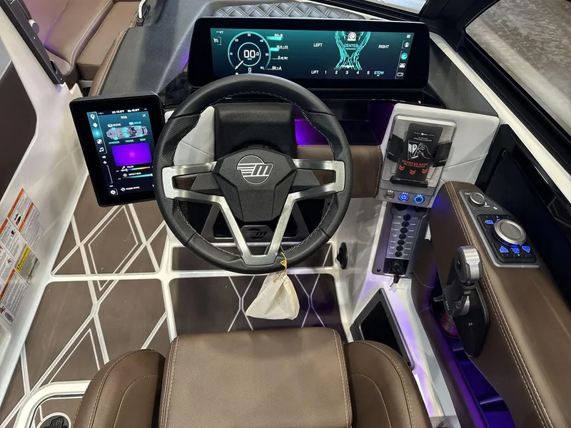 Slide: The Image of Malibu M242 2025 - 11