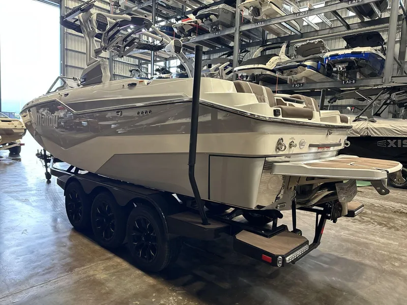 Slide: The Image of Malibu M242 2025 - 4