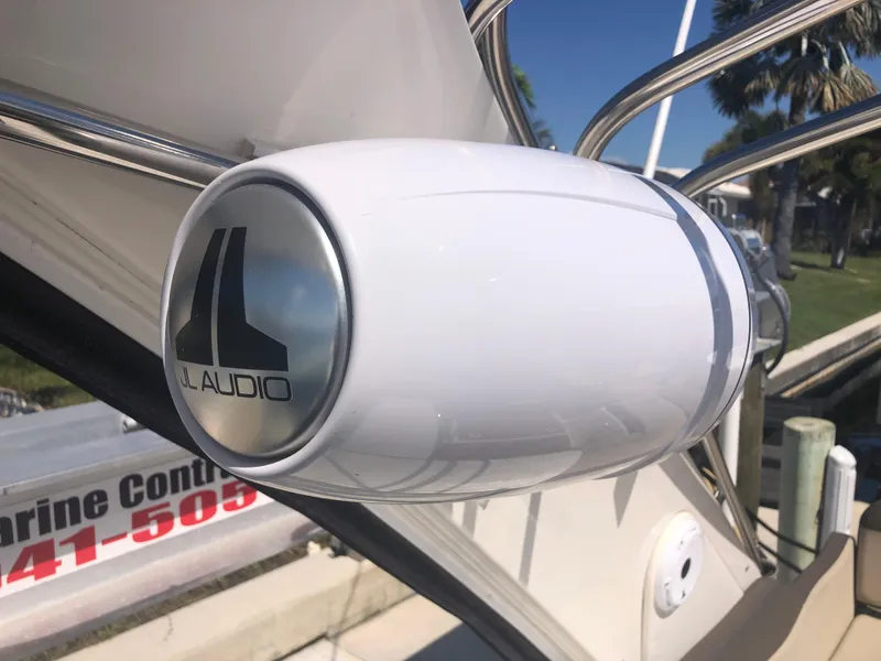 Slide: The Image of Sea Ray 370 Venture 2014 - 50