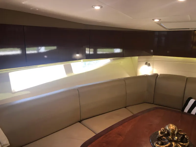 Slide: The Image of Sea Ray 370 Venture 2014 - 67
