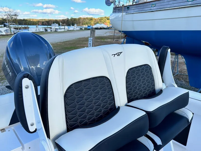 Slide: The Image of Tidewater 232LXF 2025 - 16