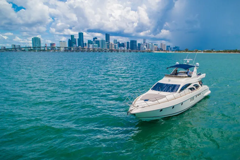 Slide: The Image of Azimut Evolution 2007 - 1