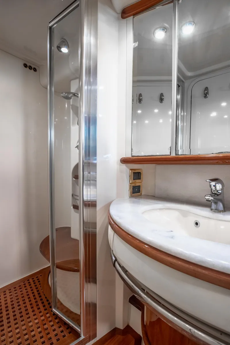 Slide: The Image of Azimut Evolution 2007 - 101