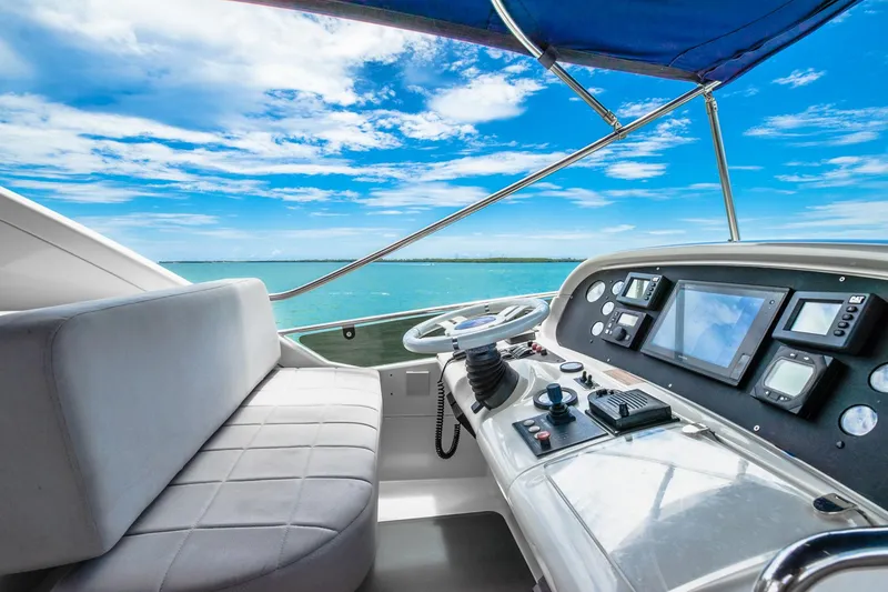 Slide: The Image of Azimut Evolution 2007 - 24