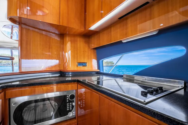 Slide: The Image of Azimut Evolution 2007 - 35