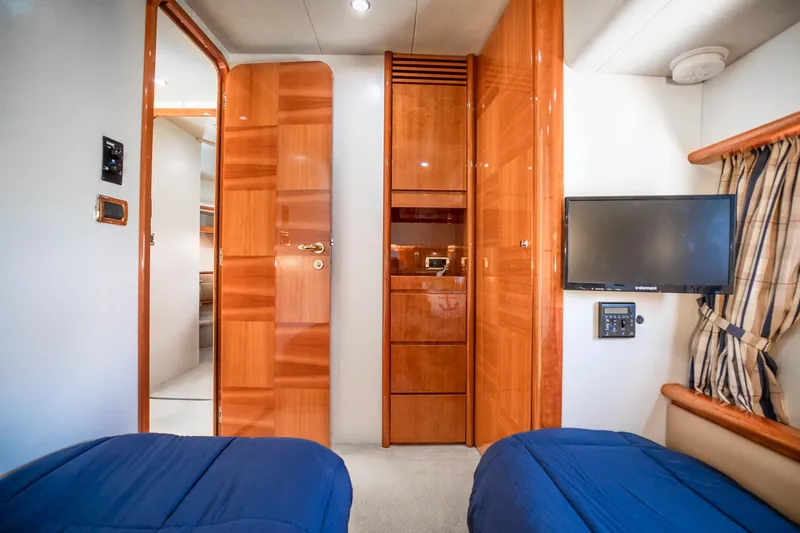 Slide: The Image of Azimut Evolution 2007 - 53