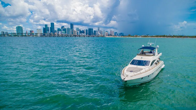 Slide: The Image of Azimut Evolution 2007 - 7