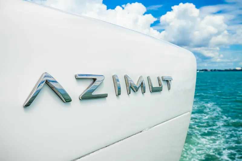 Slide: The Image of Azimut Evolution 2007 - 71