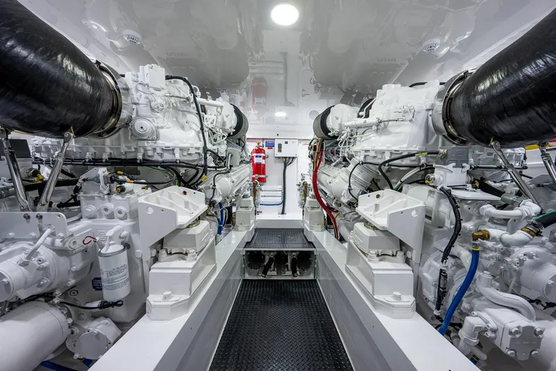 Slide: The Image of Viking 68 KEMOSABE - Engine Room - 41
