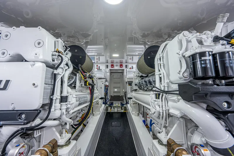 Slide: The Image of Viking 68 KEMOSABE - Engine Room - 44