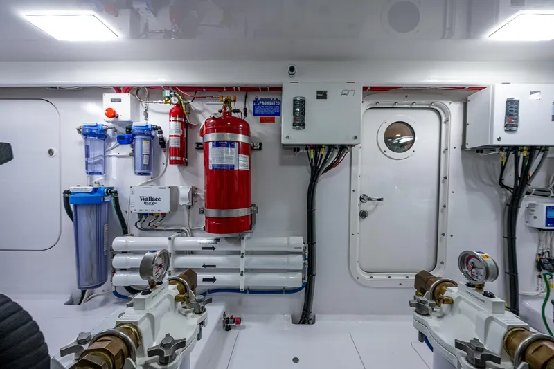 Slide: The Image of Viking 68 KEMOSABE - Engine Room - 45