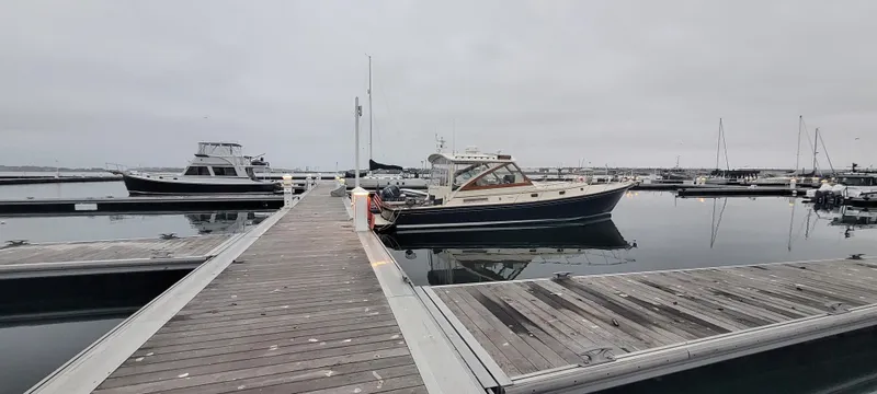 Slide: The Image of Duffy Wilbur 42 Flybridge Cruiser 1989 - 61