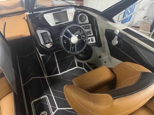 Slide: The Image of Supreme S240 2025 - 6