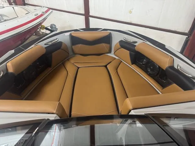 Slide: The Image of Supreme S240 2025 - 8