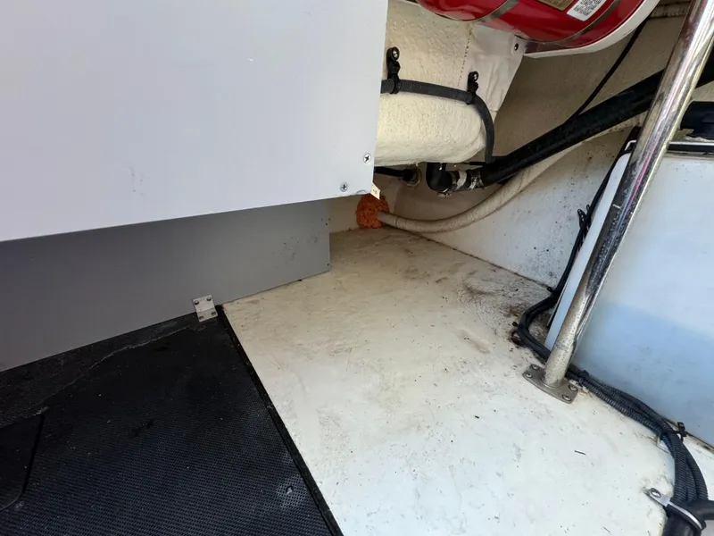 Slide: The Image of Monterey 328SS Super Sport 2018 - 51