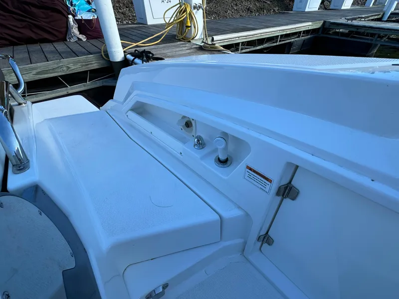 Slide: The Image of Monterey 328SS Super Sport 2018 - 56