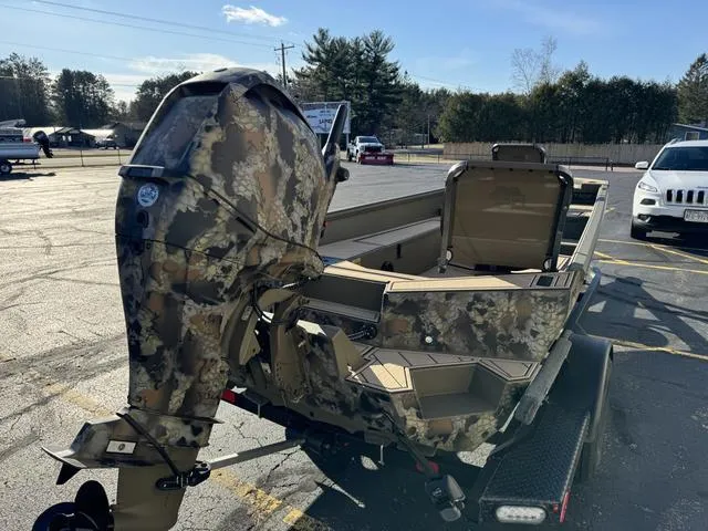 Slide: The Image of Thor Lake Hammer 1754 2025 - 12