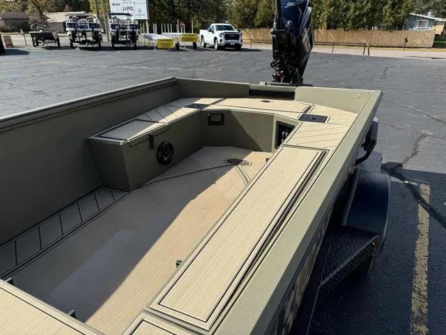 Slide: The Image of Thor Lake Hammer 1754 2025 - 23