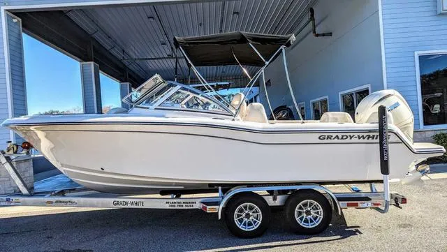 Slide: The Image of Grady-White Freedom 215 2024 - 17