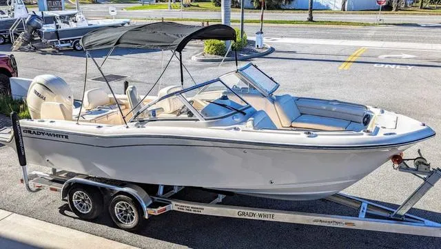 Slide: The Image of Grady-White Freedom 215 2024 - 34