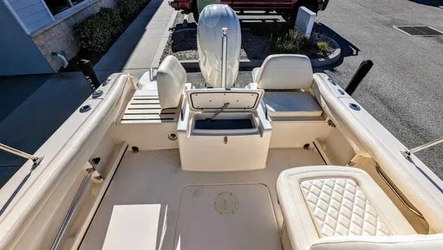 Slide: The Image of Grady-White Freedom 215 2024 - 43