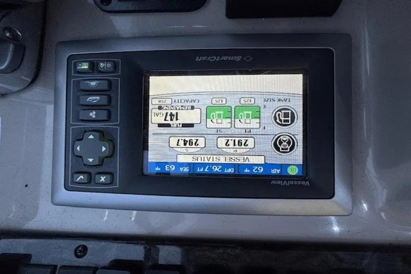 Slide: The Image of Sea Ray 38 Sundancer 2008 - 18