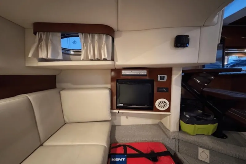 Slide: The Image of Sea Ray 38 Sundancer 2008 - 7