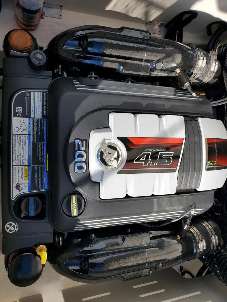 Slide: The Image of Mercruiser 4.5L MPI EC 200HP A2 - 16